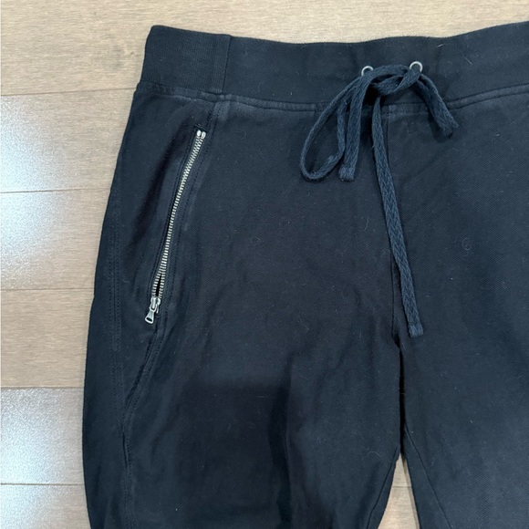 Lou & Grey Black Drawstring Jogger Pants with Zip Pockets – Size M - Picture 8 of 8